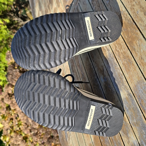 SOREL Winter Carnival Women's Waterproof Boot. Size 6.5 - Picture 3 of 9